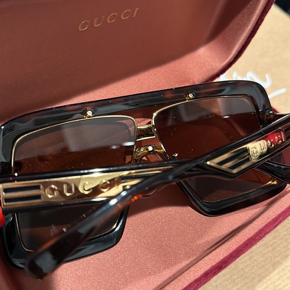Gucci shades - Picture 3 of 5